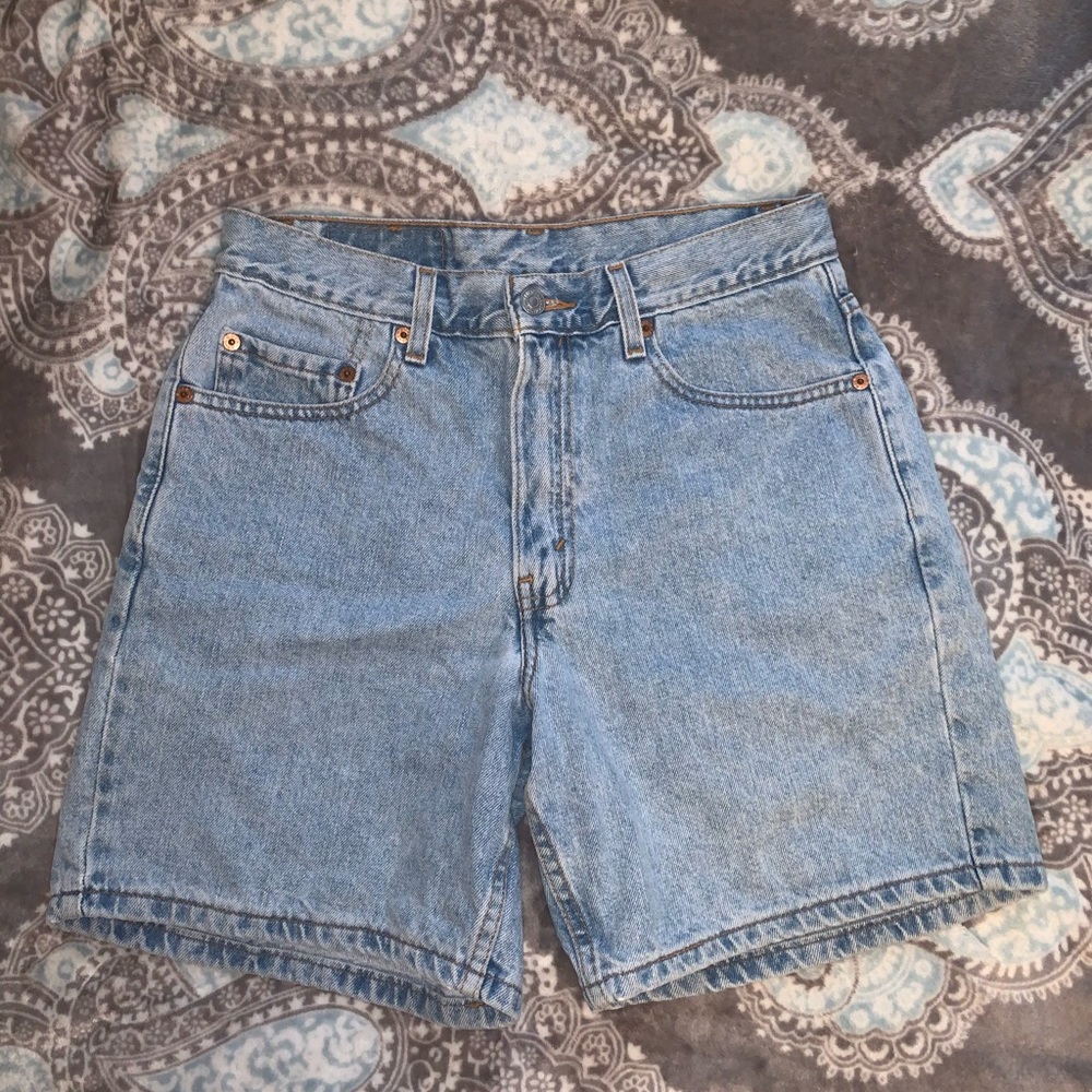 Levi Women’s Shorts